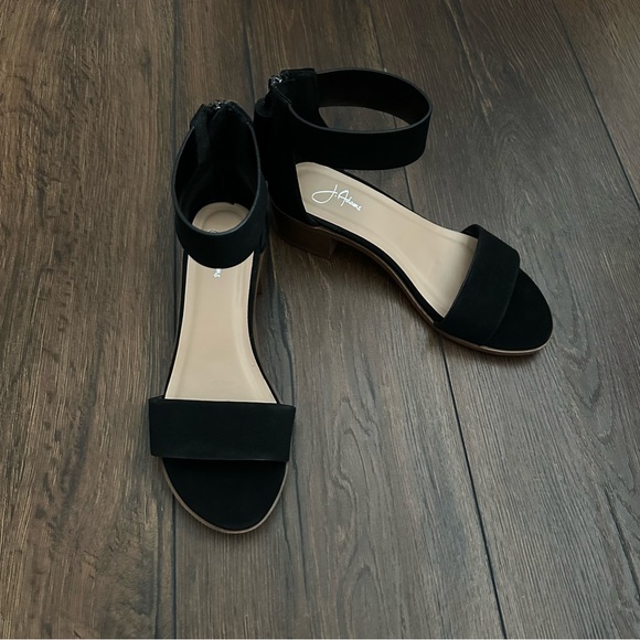 J.Adams Suede Heels Size 6.5 - Picture 2 of 10